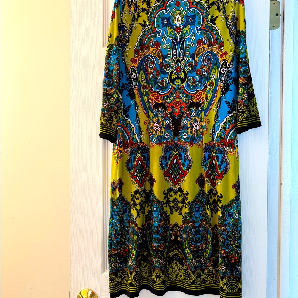 Sandra Darren Blue and Gold Dress